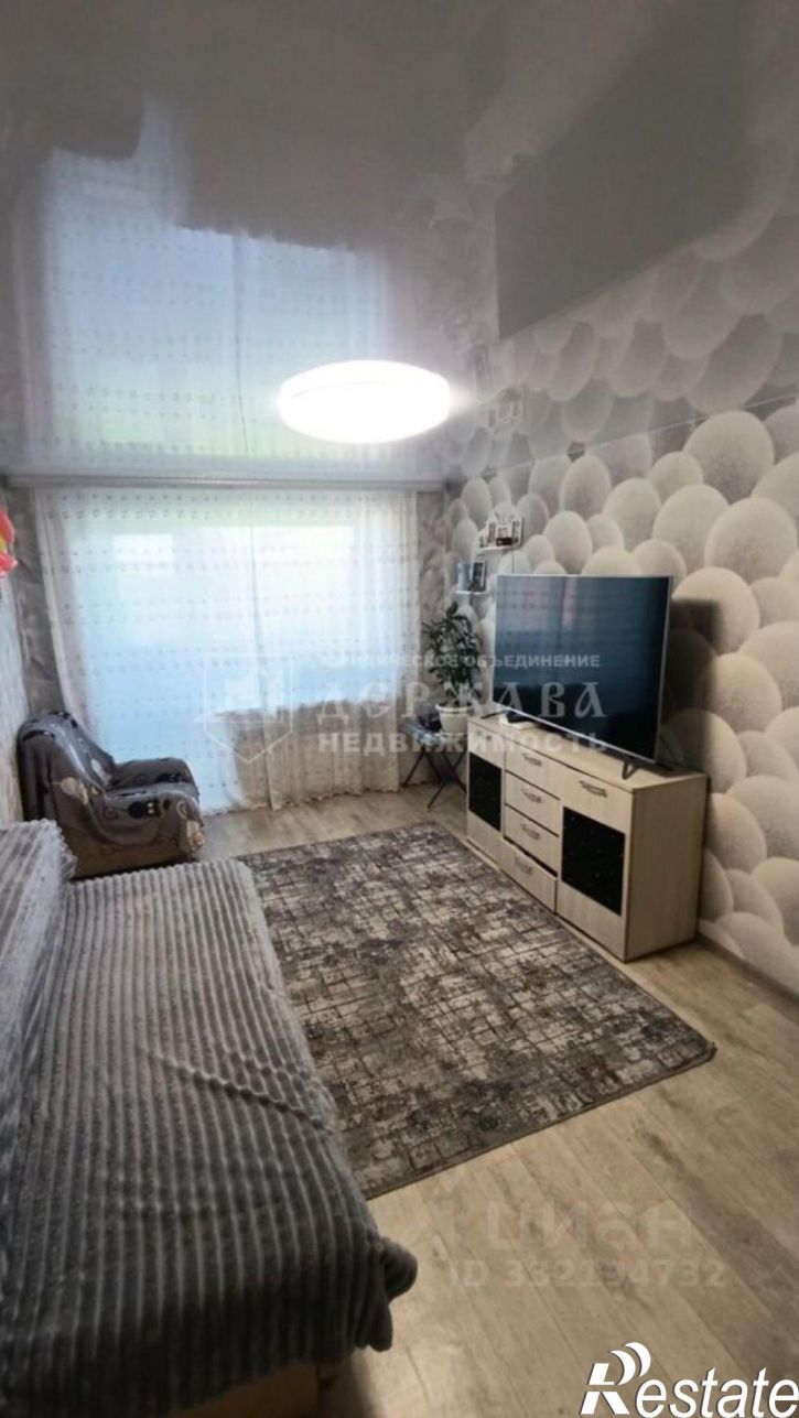 3-комн квартира ул Тайгинская, 8А,  д. 8А