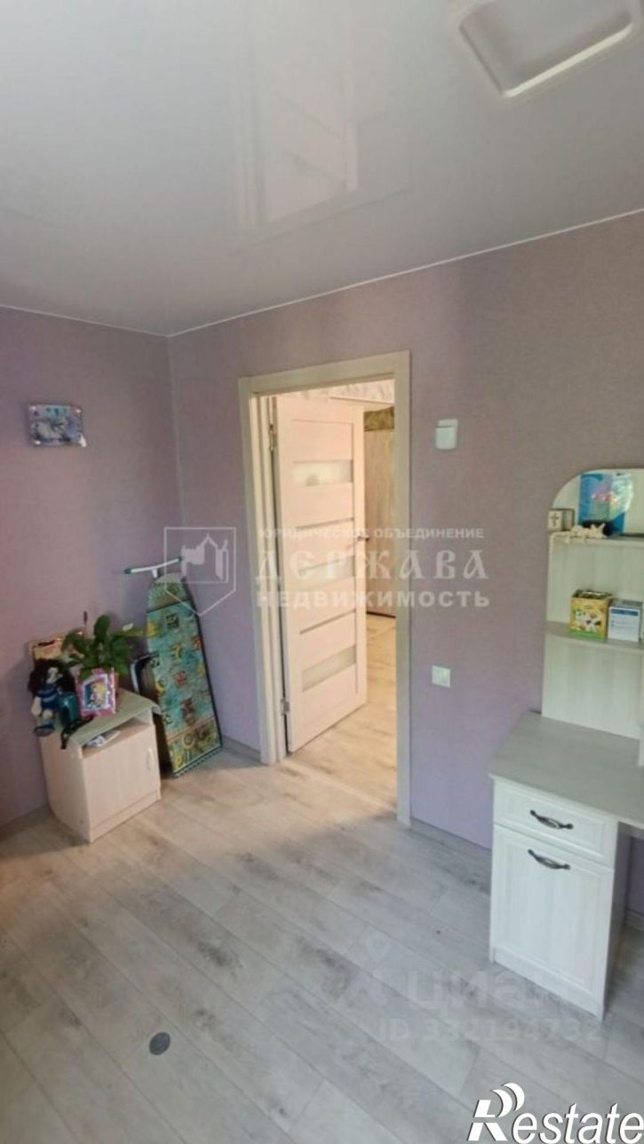 3-комн квартира ул Тайгинская, 8А,  д. 8А