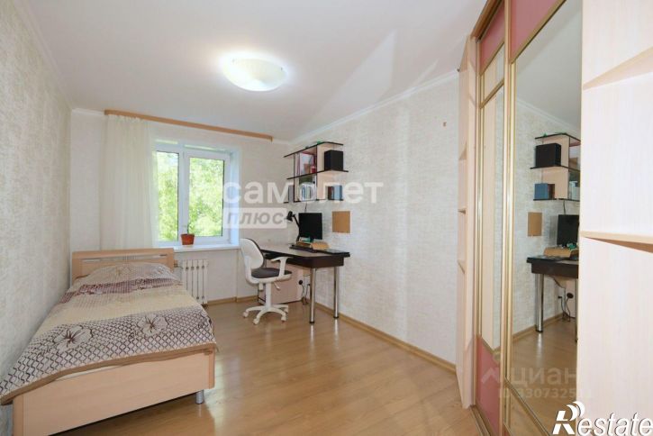 4-комн квартира пр-кт Шахтеров, 36,  д. 36