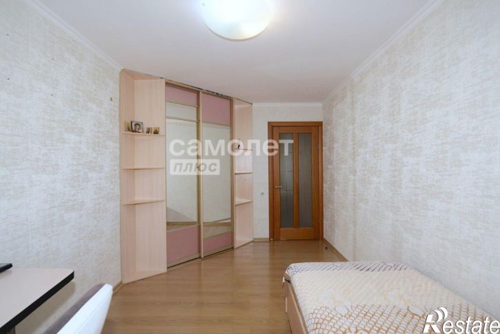4-комн квартира пр-кт Шахтеров, 36,  д. 36