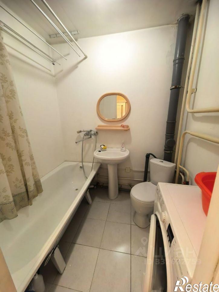 1-комн квартира пр-кт Шахтеров, 80,  д. 80