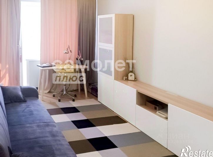 3-комн квартира ул Институтская, 18,  д. 18