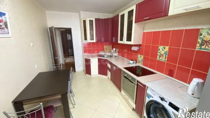 3-комн квартира ул Авроры, 14,  д. 14