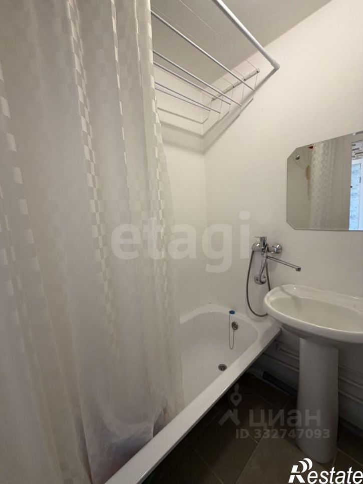 1-комн квартира пр-кт Шахтеров, 82б,  д. 82б