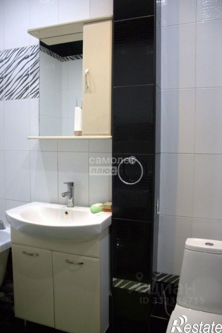 3-комн квартира ул Инициативная, 48а,  д. 48а
