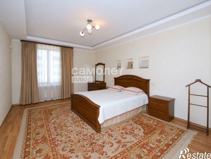 4-комн квартира Октябрьский пр-кт, 38,  д. 38