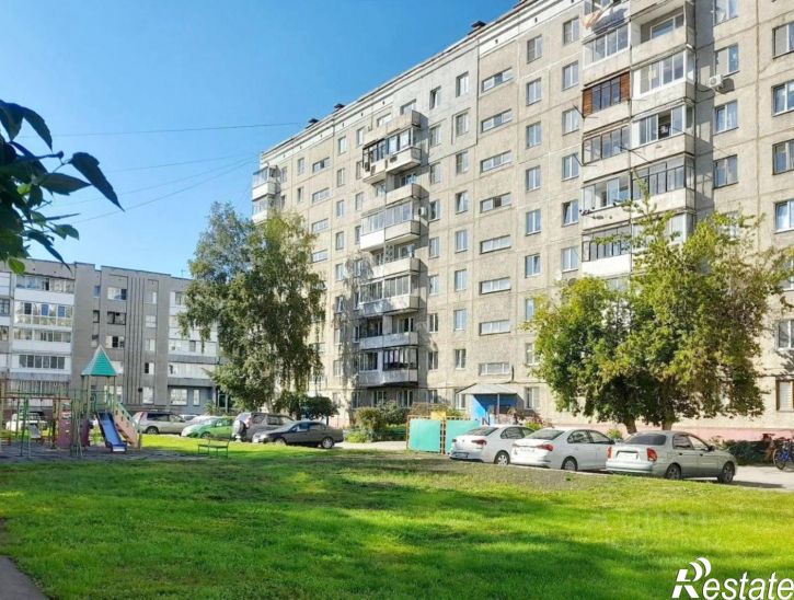 3-комн квартира ул Сибиряков-Гвардейцев, 17,  д. 17