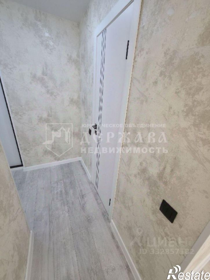 2-комн квартира ул Инициативная, 111,  д. 111