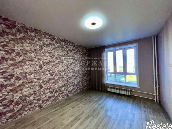 2-комн квартира б-р Строителей, 60 4,  д. 60 4,  к. 4