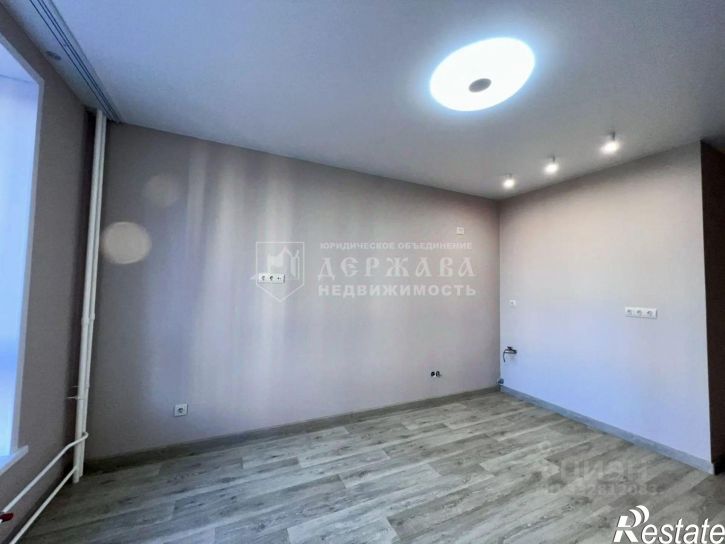 2-комн квартира б-р Строителей, 60 4,  д. 60 4,  к. 4