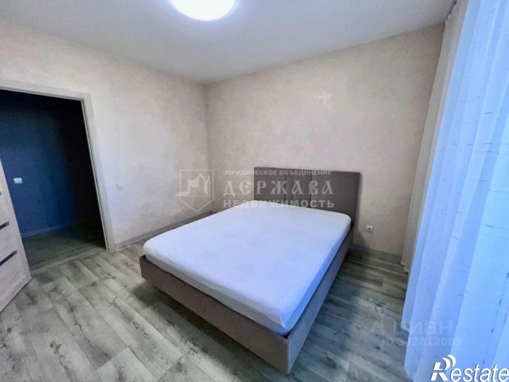 2-комн квартира б-р Строителей, 60 4,  д. 60 4,  к. 4