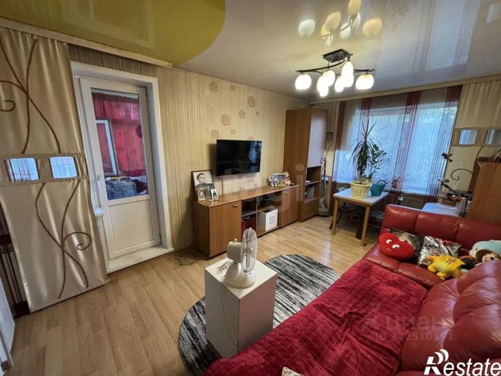 3-комн квартира пр-кт Шахтеров, 65А,  д. 65А