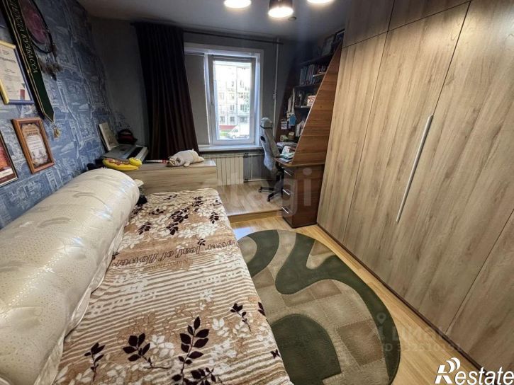 3-комн квартира пр-кт Шахтеров, 65А,  д. 65А