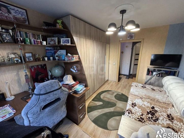 3-комн квартира пр-кт Шахтеров, 65А,  д. 65А