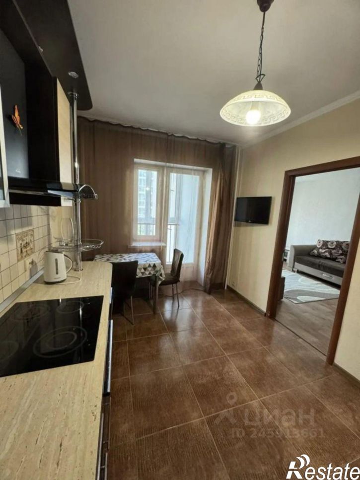 2-комн квартира пр-кт Шахтеров, 72А,  д. 72А