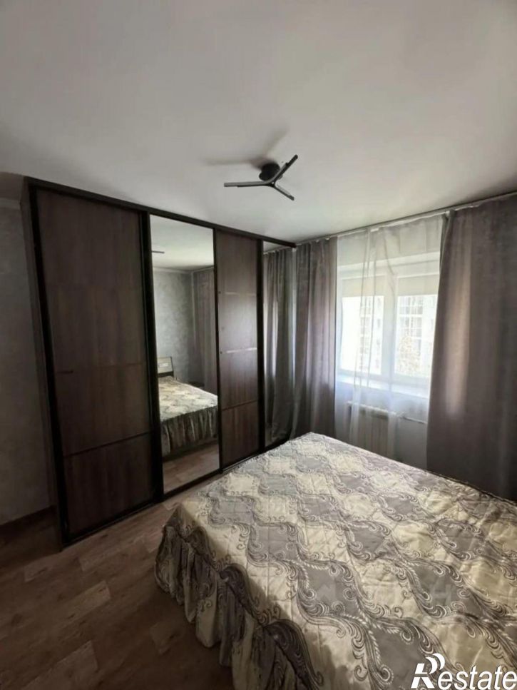 2-комн квартира пр-кт Шахтеров, 72А,  д. 72А