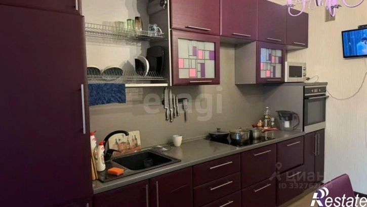 2-комн квартира пр-кт Шахтеров, 82а,  д. 82а