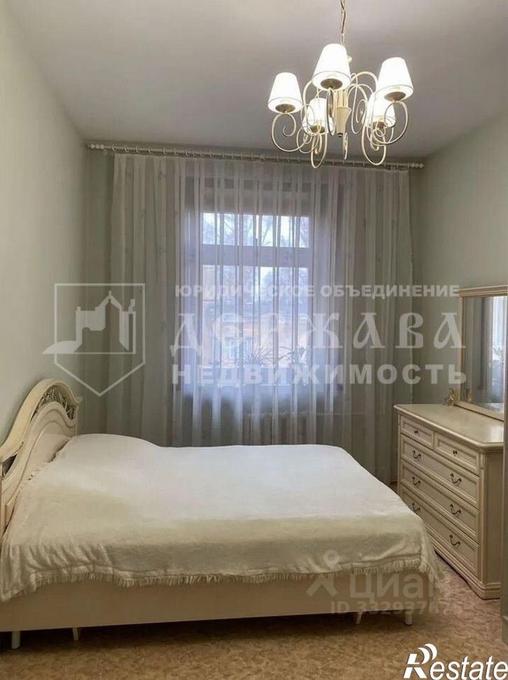 3-комн квартира ул 40 лет Октября, 3,  д. 3