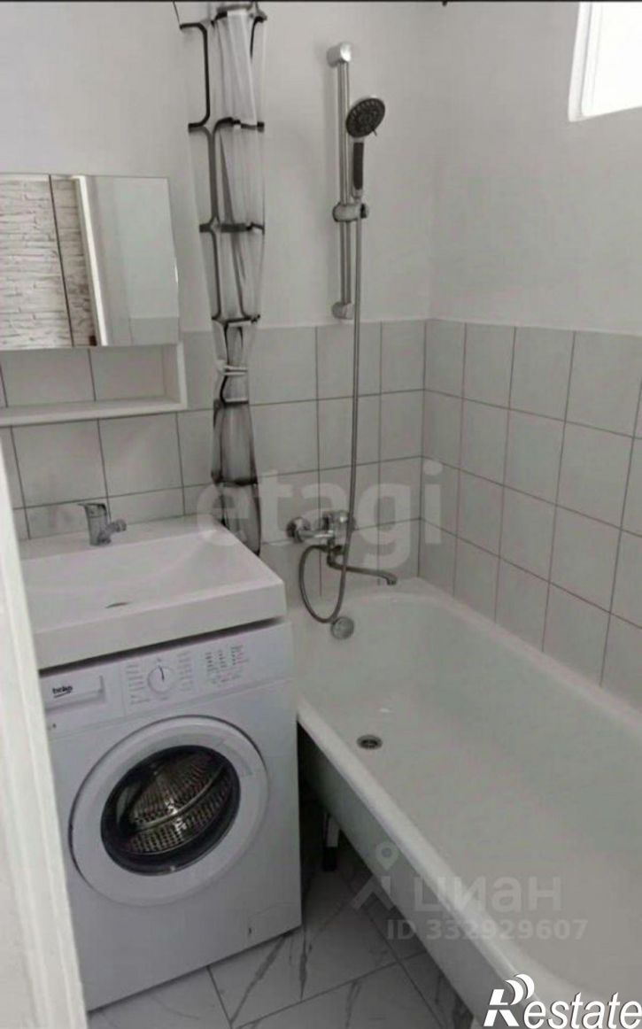 2-комн квартира б-р Строителей, 27Б,  д. 27Б