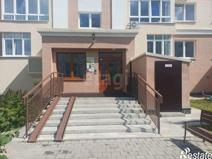 1-комн квартира Солнечный б-р, 8,  д. 8