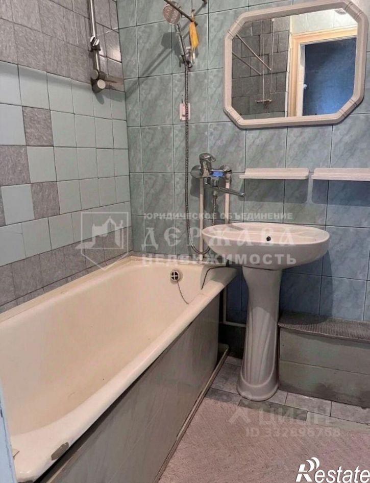 2-комн квартира ул Сибиряков-Гвардейцев, 18,  д. 18