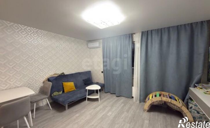 3-комн квартира пр-кт Шахтеров, 70а,  д. 70а