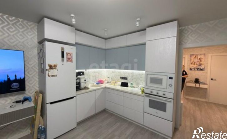 3-комн квартира пр-кт Шахтеров, 70а,  д. 70а