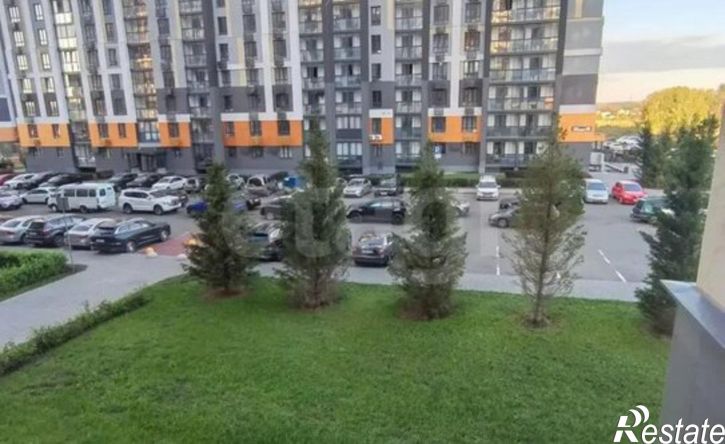 3-комн квартира б-р Строителей, 60 5,  д. 60 5,  к. 5