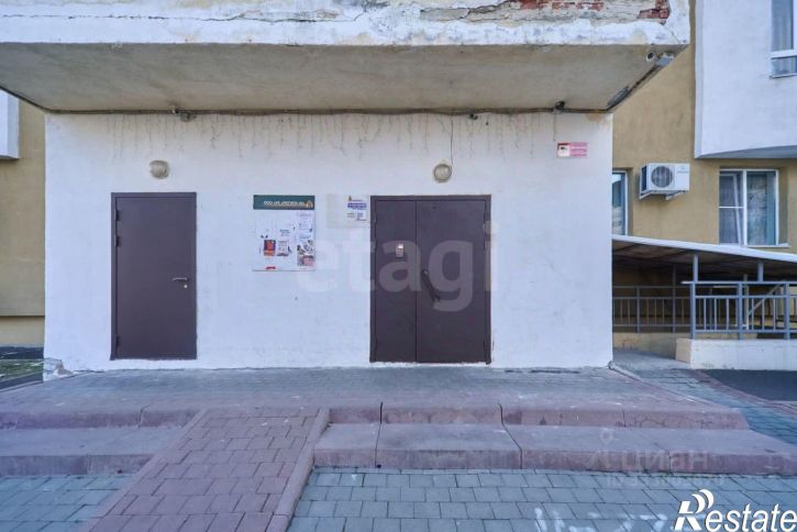 3-комн квартира пр-кт Шахтеров, 66,  д. 66