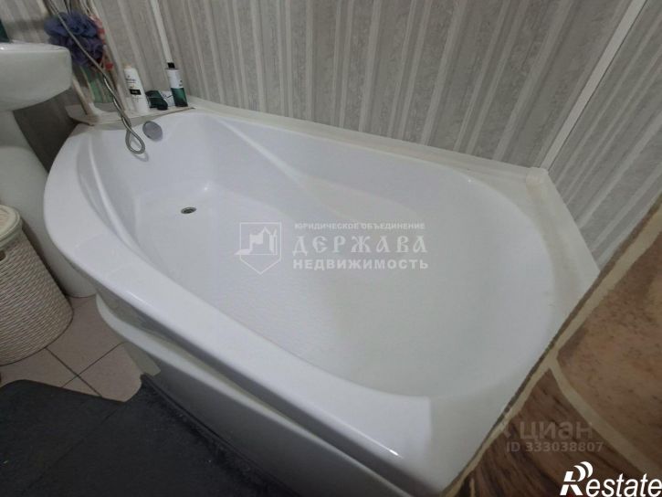 2-комн квартира ул Нахимова, 258,  д. 258