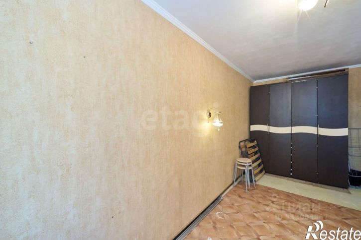 4-комн квартира Молодежный пр-кт, 15А,  д. 15А