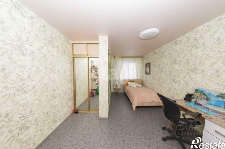 3-комн квартира пр-кт Шахтеров, 74б,  д. 74б