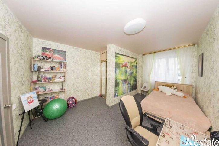 3-комн квартира пр-кт Шахтеров, 74б,  д. 74б