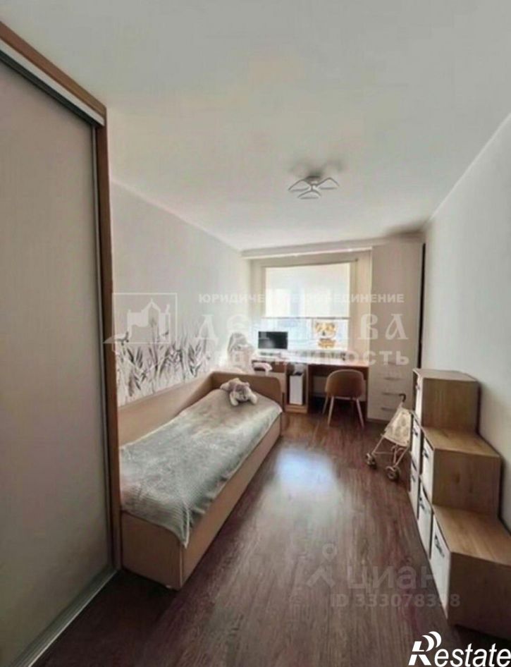 4-комн квартира ул Космическая, 37,  д. 37
