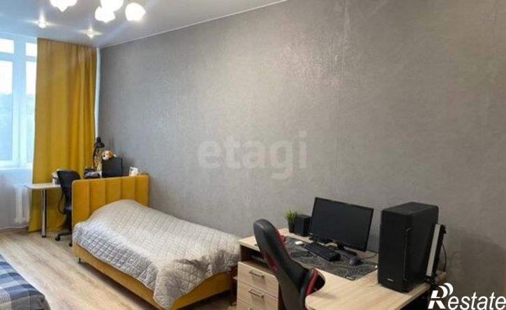 3-комн квартира Осенний б-р, 12,  д. 12