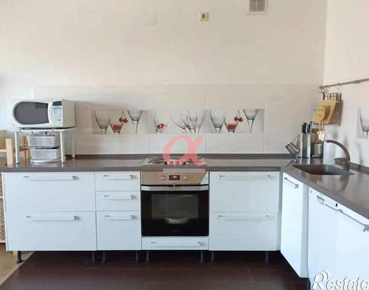 3-комн квартира Веры Волошиной улица, 41Б
