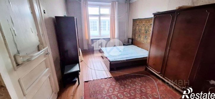 4-комн квартира ул Ушакова, 3,  д. 3