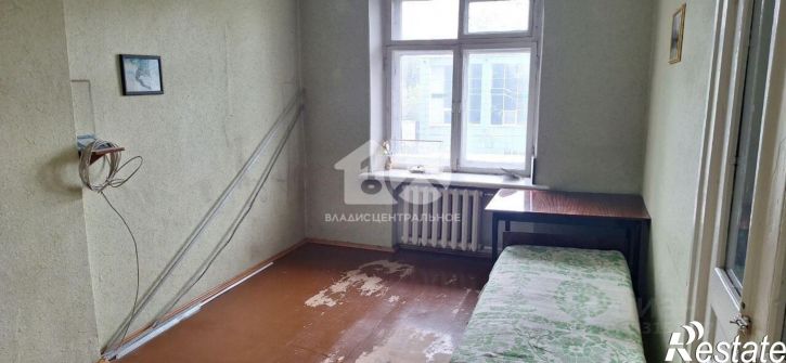 4-комн квартира ул Ушакова, 3,  д. 3