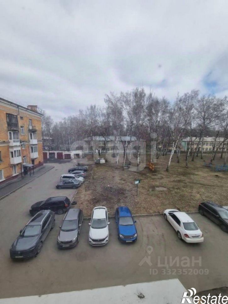 2-комн квартира ул 40 лет Октября, 11,  д. 11