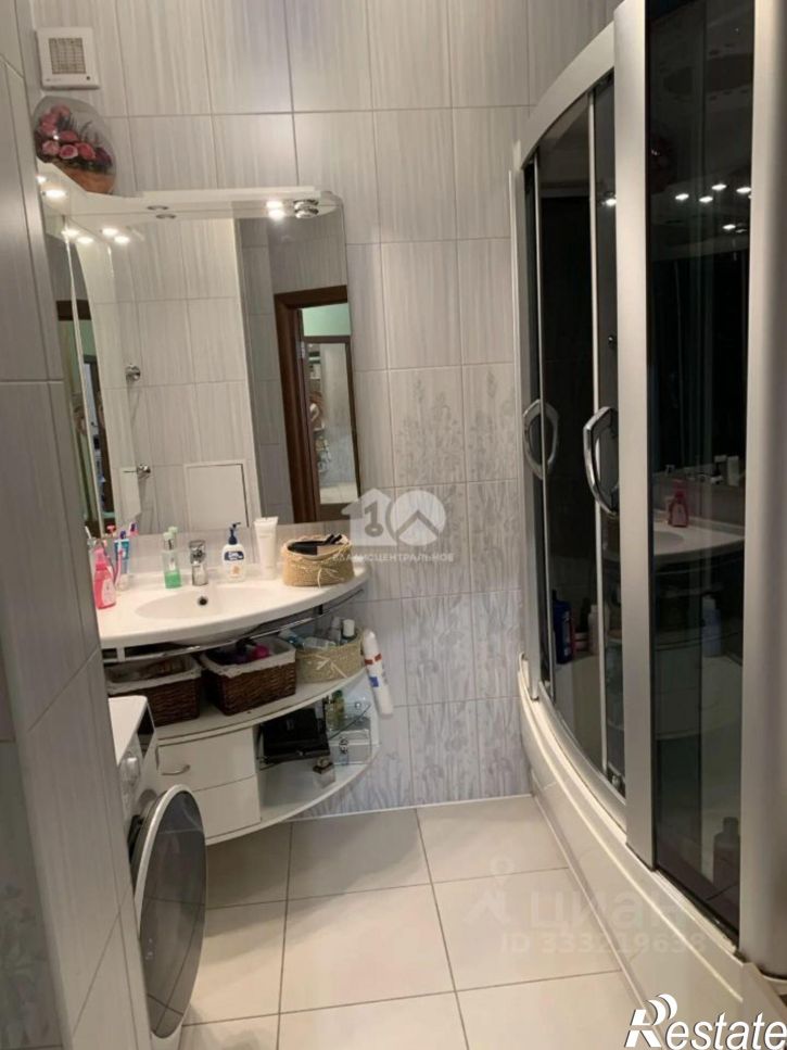 4-комн квартира б-р Строителей, 53а,  д. 53а