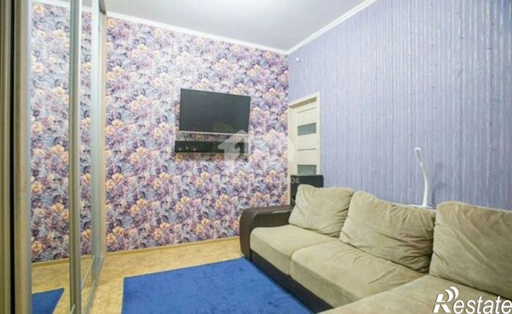 1-комн квартира пр-кт Шахтеров, 70а,  д. 70а