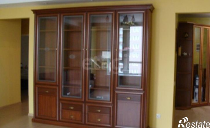 3-комн квартира пр-кт Шахтеров, 66,  д. 66