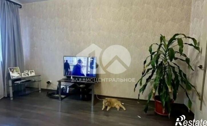 1-комн квартира пр-кт Шахтеров, 70а,  д. 70а