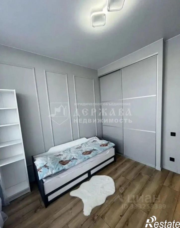 3-комн квартира ул Дружбы, 30/6,  д. 30/6