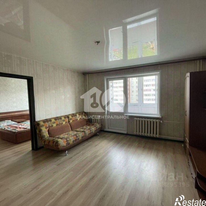 3-комн квартира ул Авроры, 10,  д. 10