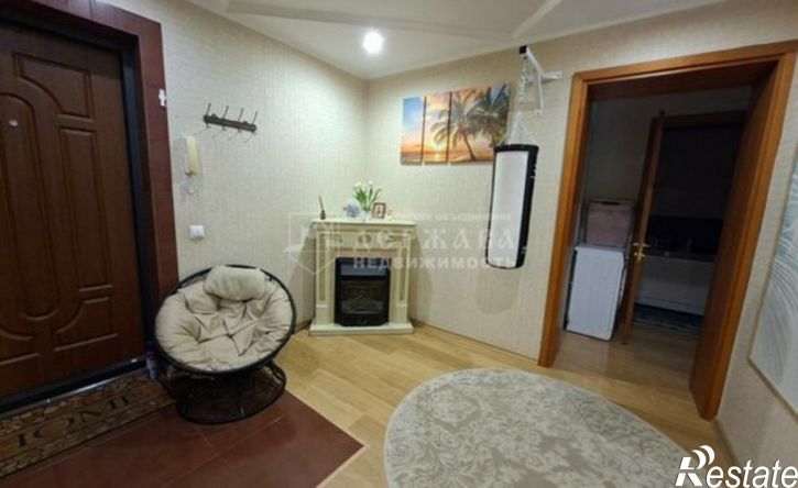 2-комн квартира пр-кт Шахтеров, 101А,  д. 101А