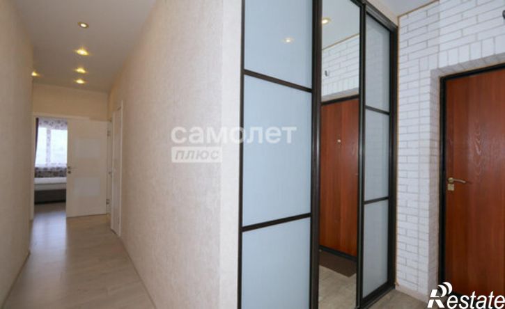 3-комн квартира пр-кт Шахтеров, 74а,  д. 74а