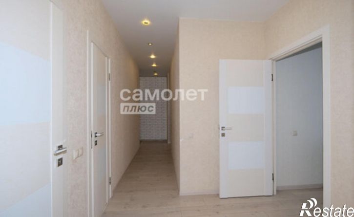 3-комн квартира пр-кт Шахтеров, 74а,  д. 74а