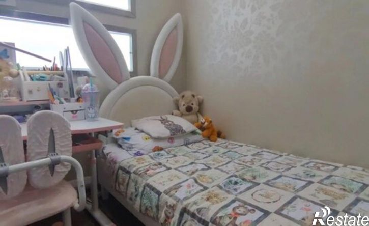 2-комн квартира Осенний б-р, 10,  д. 10