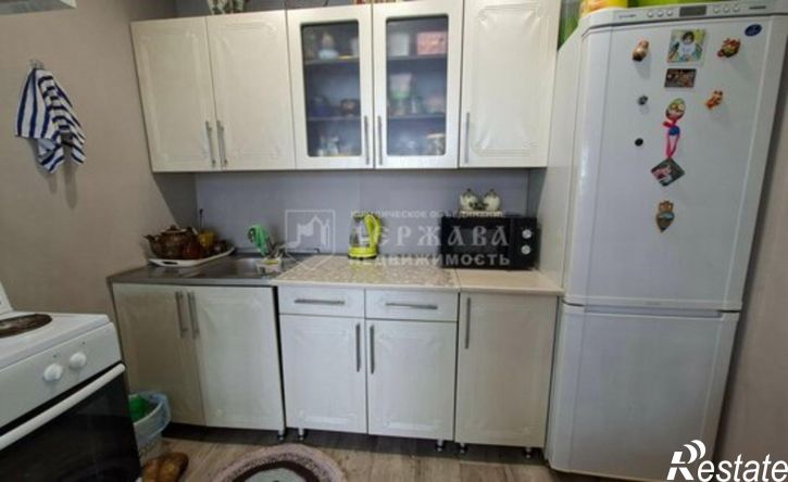 1-комн квартира пр-кт Шахтеров, 61а,  д. 61а